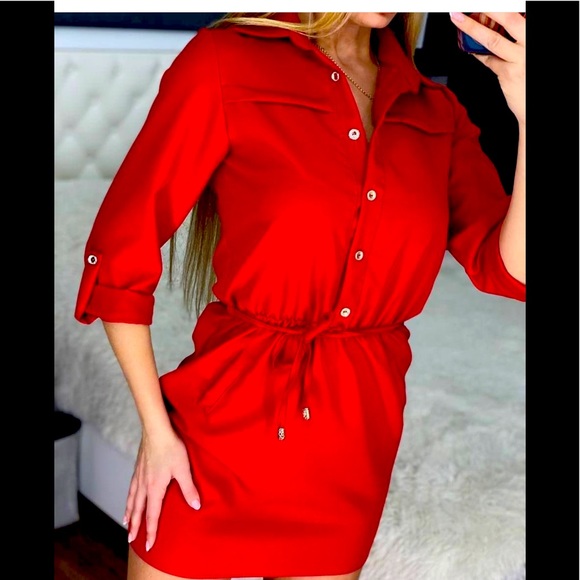 Red dress - Picture 2 of 2